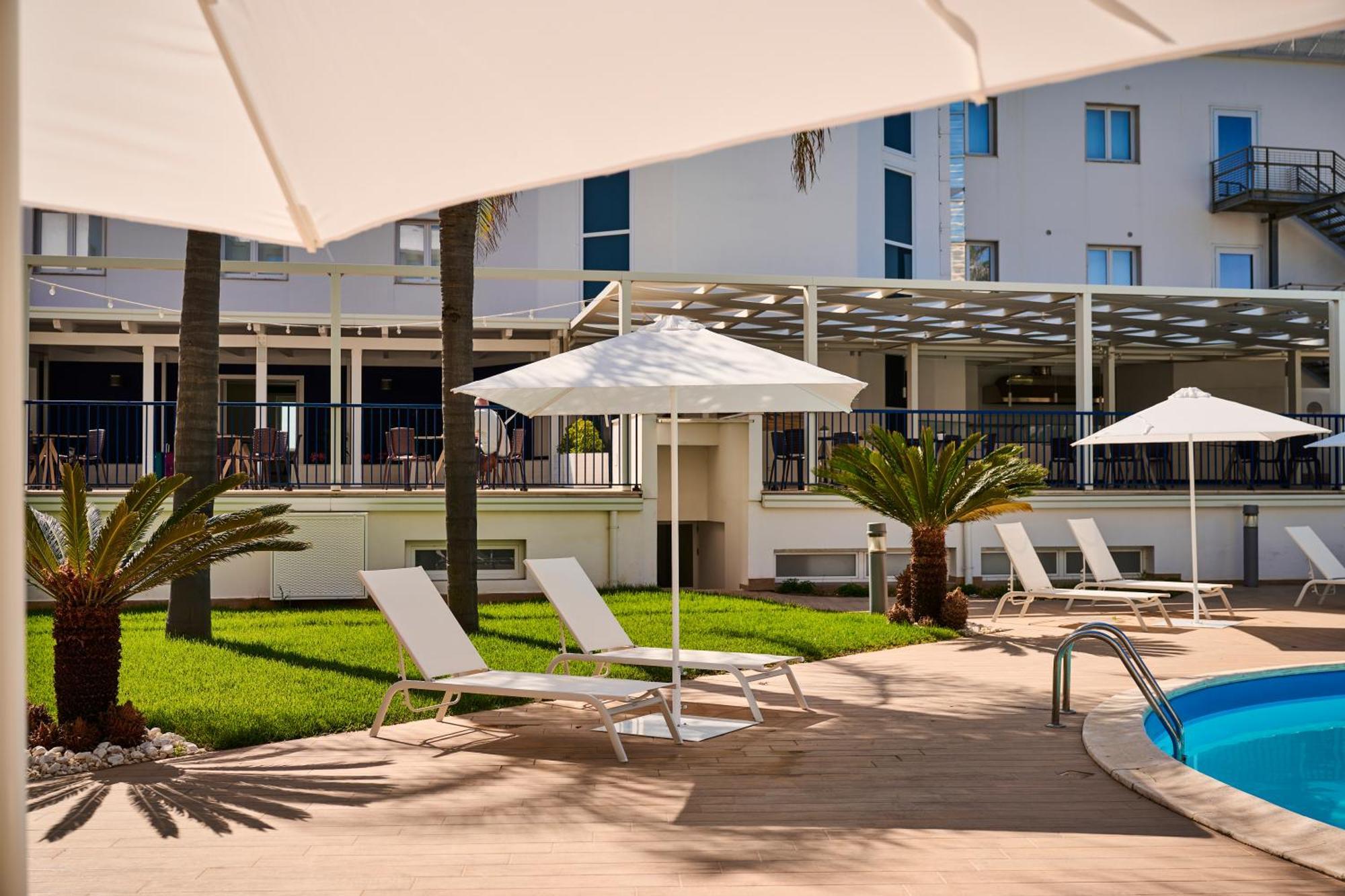 Ticho'S Greenblu Hotel Castellaneta Marina Ngoại thất bức ảnh