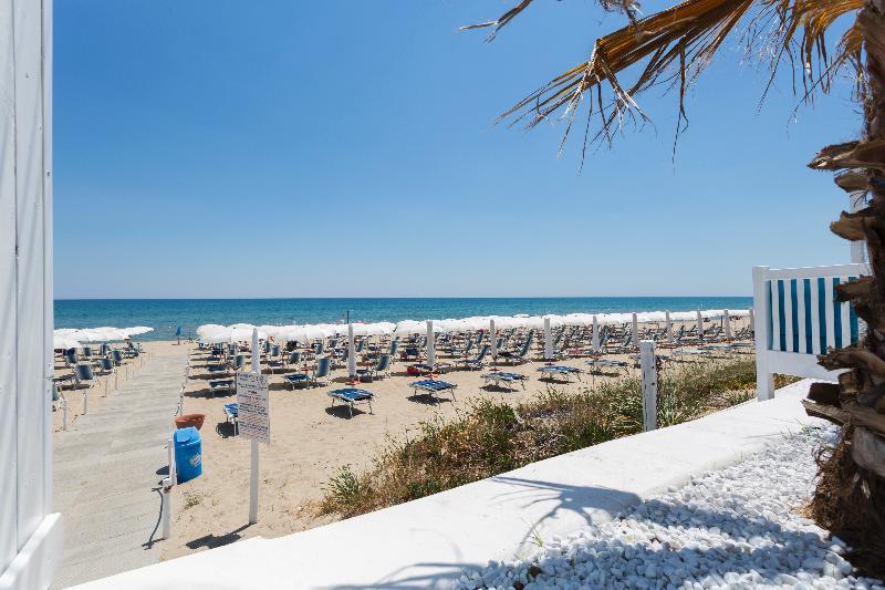 Ticho'S Greenblu Hotel Castellaneta Marina Ngoại thất bức ảnh